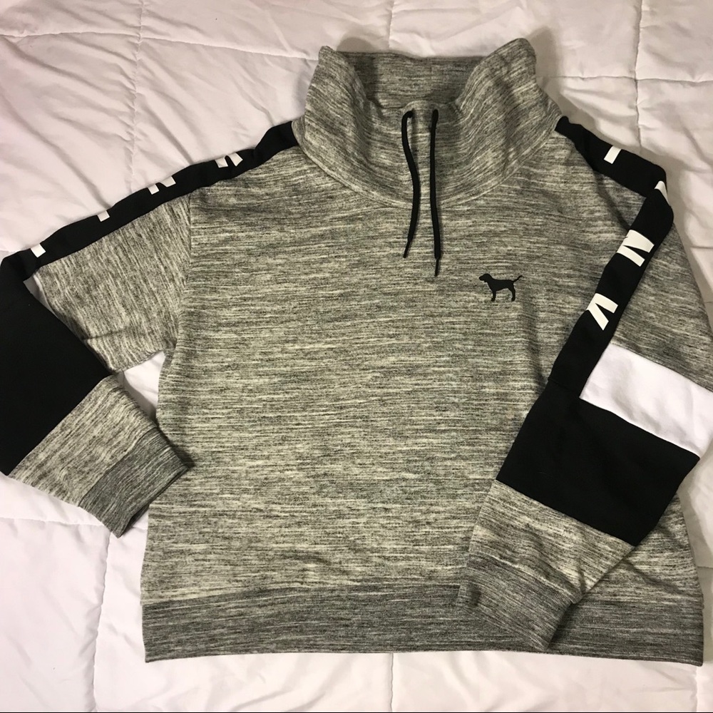 VS PINK Sweatshirt
